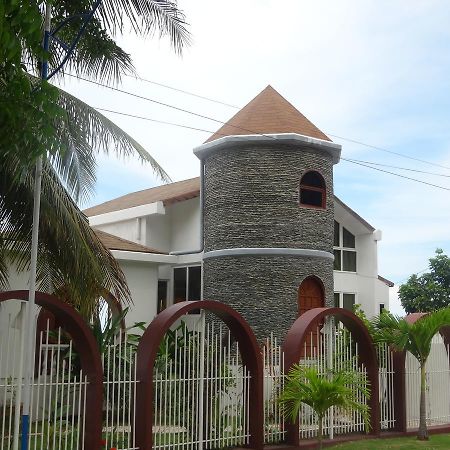 House Rapunzel Hotel ออสลอบ ภายนอก รูปภาพ